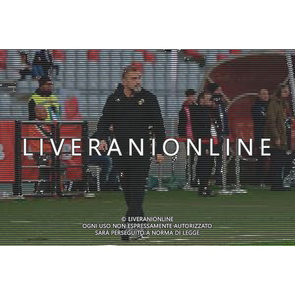 TVEM December 29, 2024 Bari, Italy - SSC Bari vs Spezia Calcio - Italian soccer serie B 2024/25 - San Nicola Stadium. In the pic: coach Luca D\'Angelo of Spezia Calcio foto emmanuele mastrodonato-ag aldo liverani sas