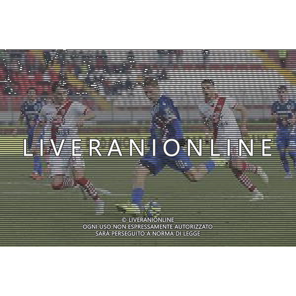 Luca Vido of AC Reggiana kick the ball during Mantova 1911 vs AC Reggiana, 20° Serie B BKT 2024-25 game at Danilo Martelli stadium in Mantova (MN), Italy, on Dicember 29, 2024. (Photo by Davide Casentini)- AGENZIA ALDO LIVERANI SAS