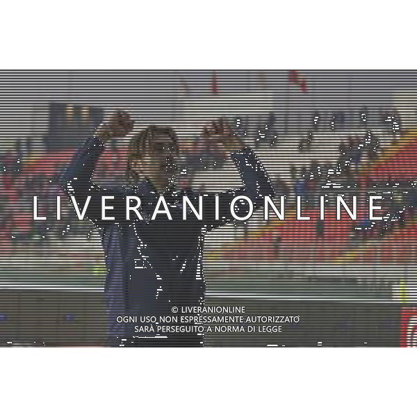 William Viali Head Coach of AC Reggiana celebrate the victory at the end of Mantova 1911 vs AC Reggiana, 20° Serie B BKT 2024-25 game at Danilo Martelli stadium in Mantova (MN), Italy, on Dicember 29, 2024. (Photo by Davide Casentini)- AGENZIA ALDO LIVERANI SAS