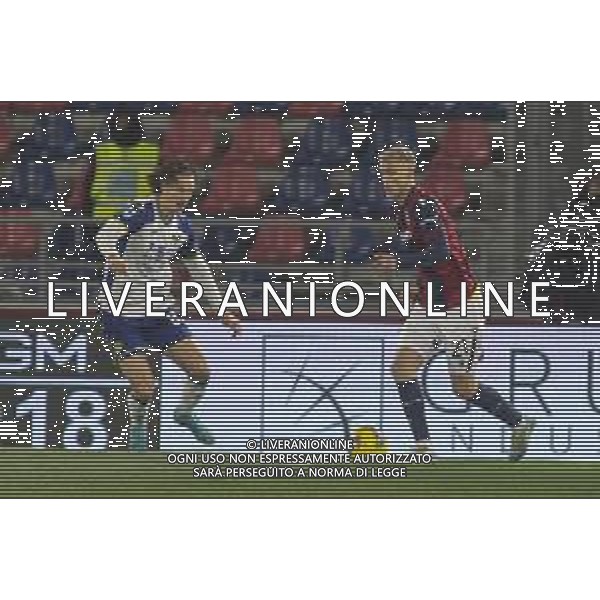 Jens Odgaard of Bologna FC competes for the ball with Daniele Ghilardi of Hellas Verona FC during Bologna BFC vs Hellas Verona FC, 18° Serie A Enilive 2024-25 game at Renato Dall\'Ara stadium in Bologna (BO), Italy, on Dicember 30, 2024. (Photo by Davide Casentini) -AGENZIA ALDO LIVERANI SAS