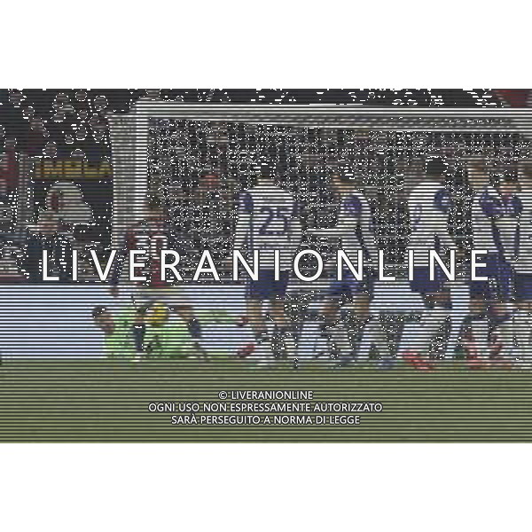 Benjamin Dominguez of Bologna FC scores a second goal during Bologna BFC vs Hellas Verona FC, 18° Serie A Enilive 2024-25 game at Renato Dall\'Ara stadium in Bologna (BO), Italy, on Dicember 30, 2024. (Photo by Davide Casentini) -AGENZIA ALDO LIVERANI SAS