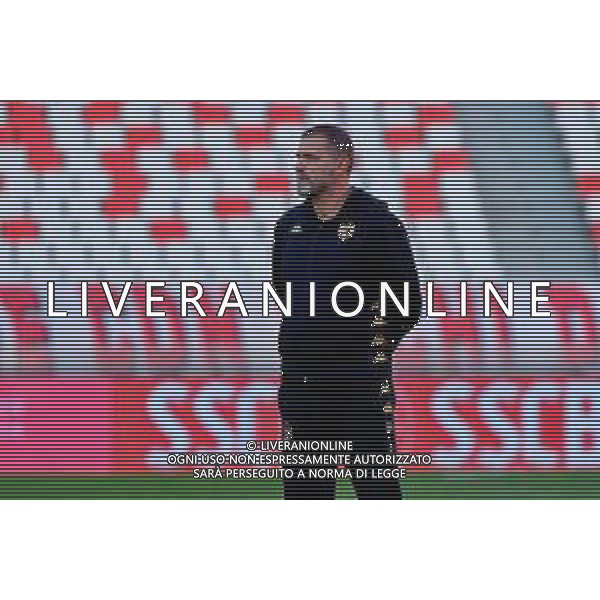 TVEM December 29, 2024 Bari, Italy - SSC Bari vs Spezia Calcio - Italian soccer serie B 2024/25 - San Nicola Stadium. In the pic: coach Luca D\'Angelo of Spezia Calcio FOTO EMMANUELE MASTRODONATO-AG ALDO LIVERANI SAS
