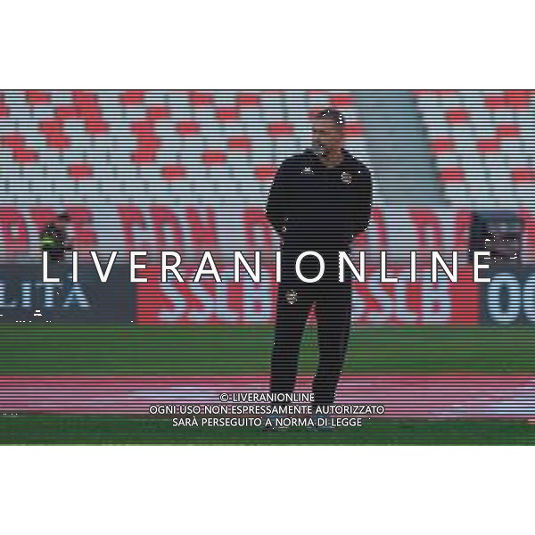 TVEM December 29, 2024 Bari, Italy - SSC Bari vs Spezia Calcio - Italian soccer serie B 2024/25 - San Nicola Stadium. In the pic: coach Luca D\'Angelo of Spezia Calcio FOTO EMMANUELE MASTRODONATO-AG ALDO LIVERANI SAS