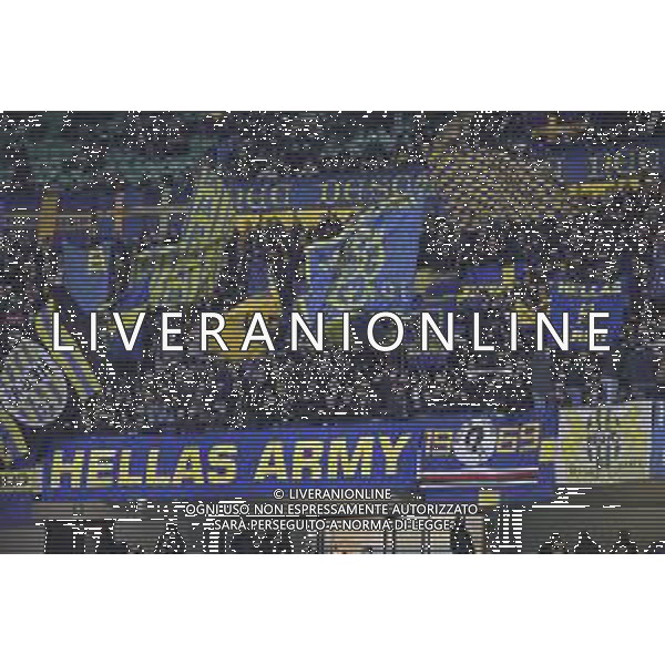 Tifosi - Hellas Verona fans show their support during Hellas Verona FC vs Udinese Calcio, 19° Serie A Enilive 2024-25 game at Marcantonio Bentegodi stadium in Verona (VR), Italy, on January 04, 2025. (Photo by Davide Casentini)-AGENZIA ALDO LIVERANI SAS