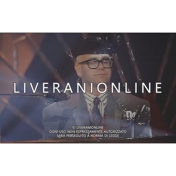 DIA-RETROSPETTIVA ELTON JOHN CANTANTE NELLA FOTO ELTON JOHN AL FESTIVAL DI SANREMO NELL\'ANNO 1989 AG ALDO LIVERANI SAS