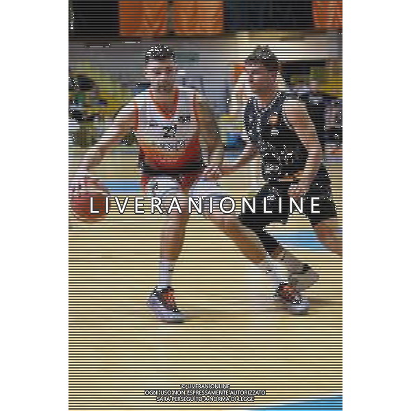Reggio Calabria 05/01/2025 PalaCalafiore Campionato Serie B Interregionale Basket maschile. Redel Viola Reggio Calabria vs Siaz P.za Armerina. In foto: Ivanaj Redel Viola e Manisi P.za Armerina foto pasquale gareffa-ag aldo liverani sas