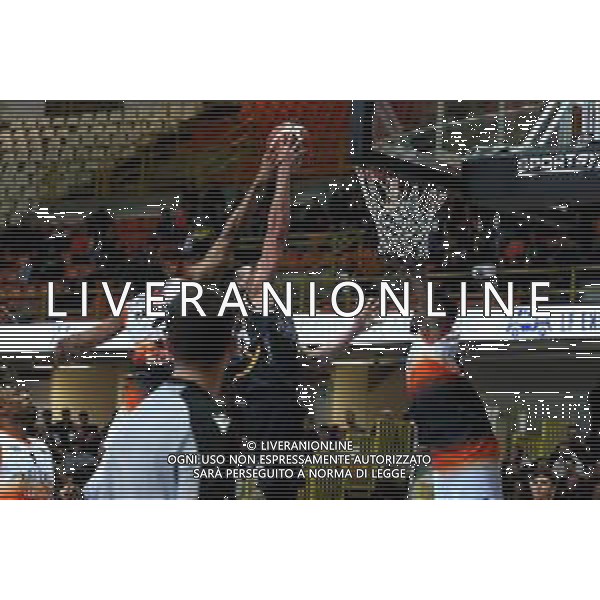 Reggio Calabria 05/01/2025 PalaCalafiore Campionato Serie B Interregionale Basket maschile. Redel Viola Reggio Calabria vs Siaz P.za Armerina. In foto: Paulinus Redel Viola e Luzza P.za Armerina foto pasquale gareffa-ag aldo liverani sas
