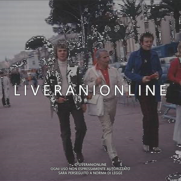 COL-RETROSPETTIVA MALCOM MCDOWELL ATTORE NELLA FOTO MALCOM MCDOWELL A CANNES NELL\'ANNO 1973 AG ALDO LIVERANI SAS