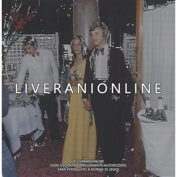 COL-RETROSPETTIVA MALCOM MCDOWELL ATTORE NELLA FOTO MALCOM MCDOWELL CON LA MOGLIE MARGOT BENNETT A CANNES NELL\'ANNO 1973 AG ALDO LIVERANI SAS 