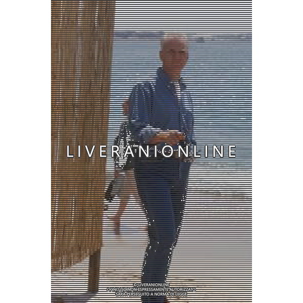 DIAP-RETROSPETTIVA MALCOM MCDOWELL ATTORE NELLA FOTO MALCOM MCDOWELL A CANNES NELL\'ANNO 1991 AG ALDO LIVERANI SAS