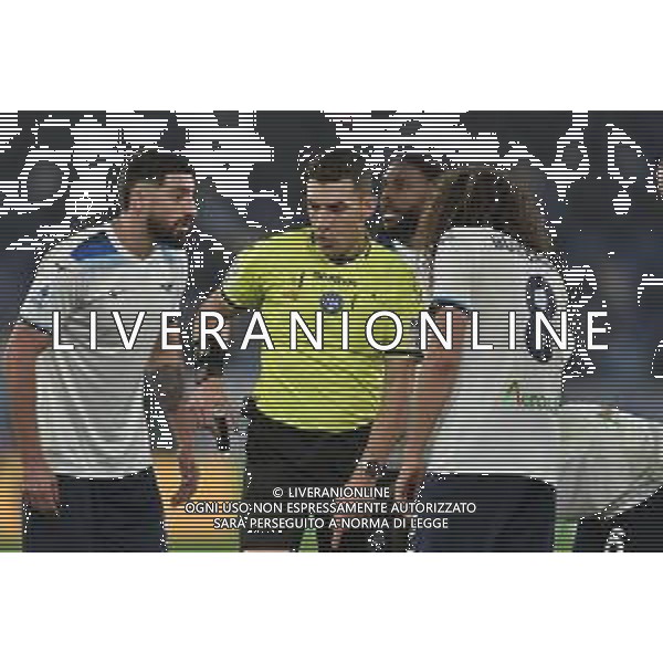 Lazio vs Como Campionato Serie A Enilive - 20 Giornata Stadio Olimpico - Roma 10-01-2025 nella foto Proteste Lazio con arbitro Tremolada ©Federico Gaetano - AGENZIA ALDO LIVERANI SAS