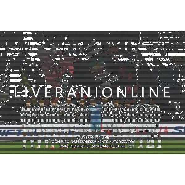 Torino 11.01.25 Stadio Grande Torino @Manuela Viganti/Ag. Aldo Liverani sas Torino vs Juventus Campionato Calcio Serie A Enilive 2024/2025 20a giornata Nella foto: la formazione della juventus durante il minuto di silenzio per cudicini ©Viganti - AGENZIA ALDO LIVERANI SAS