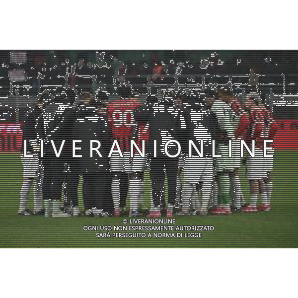 Milan vs Cagliari nella foto Sergio Conceicao allenatore Milan parla alla squadra a fine gara Milano 11-01-2025 Stadio Giuseppe Meazza - San Siro Campionato Serie A Enilive - 20a giornata foto Roberto Garavaglia/Agenzia Aldo Liverani sas- AGENZIA ALDO LIVERANI SAS