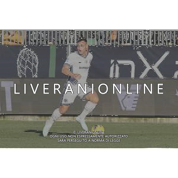 Lautaro Martínez of Inter FC play the ball during Venezia FC vs FC Internazionale, 20° Serie A Enilive 2024-25 game at Pier Luigi Penzo stadium in Venezia (VE), Italy, on January 12, 2025. (Photo by Davide Casentini)- AGENZIA ALDO LIVERANI SAS