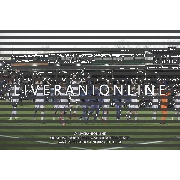 inter players celebrate the victory at the end of Venezia FC vs FC Internazionale, 20° Serie A Enilive 2024-25 game at Pier Luigi Penzo stadium in Venezia (VE), Italy, on January 12, 2025. (Photo by Davide Casentini) - AGENZIA ALDO LIVERANI SAS