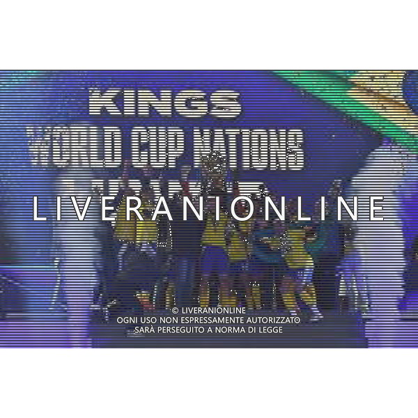 TVMV-Torino 12.01.2025 Allianz Stadium ©Manuela Viganti/Agenzia Aldo Liverani Kings League WORLD Cup Nations 2025 Finale Brasile Colombia Nella foto: premiazione brasile vincitore della king league 2025 - con la coppa trofeo ©Viganti - AGENZIA ALDO LIVERANI SAS