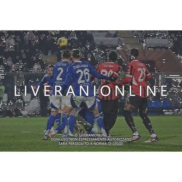 Como vs Milan nella foto Theo Hernandez (Milan), coperto, segna il gol dell\'1 a 1 Como 14-01-2025 Stadio Giuseppe Sinigaglia Campionato Serie A Enilive - recupero 19a giornata foto Roberto Garavaglia/Agenzia Aldo Liverani sas
