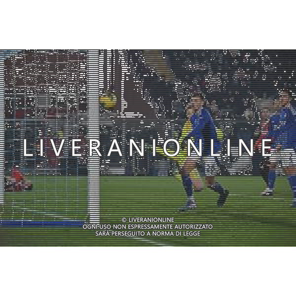 Como vs Milan nella foto Theo Hernandez (Milan) segna il gol dell\'1 a 1 Como 14-01-2025 Stadio Giuseppe Sinigaglia Campionato Serie A Enilive - recupero 19a giornata foto Roberto Garavaglia/Agenzia Aldo Liverani sas