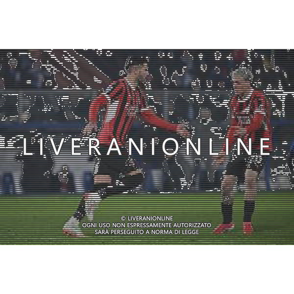Como vs Milan nella foto Theo Hernandez (Milan) e Alejandro Jimenez (Milan) esultanza dopo il gol dell\'1 a 1 Como 14-01-2025 Stadio Giuseppe Sinigaglia Campionato Serie A Enilive - recupero 19a giornata foto Roberto Garavaglia/Agenzia Aldo Liverani sas