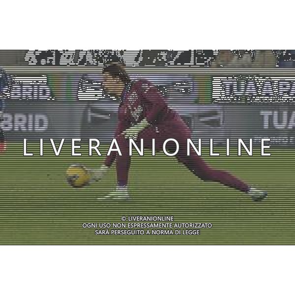Marco Carnesecchi of Atalanta BC. play the ball during Atalanta BC vs Juventus FC, 19° Serie A Enilive 2024-25 game at Gewiss stadium in Bergamo (BG), Italy, on January 14, 2025. (Photo by Davide Casentini)-AGENZIA ALDO LIVERANI SAS
