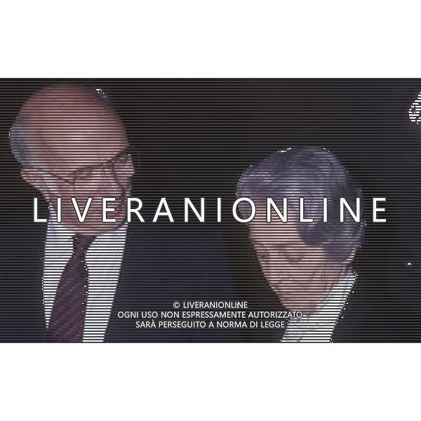 DIA-RETROSPETTIVA RENATO DULBECCO MEDICO E BIOLOGO PREMIO NOBEL PER LA MEDICINA NEL 1975 NELLA FOTO NELL’ANNO 1988 CON LA NEUROLOGA RITA LEVI-MONTALCINI AG ALDO LIVERANI SAS