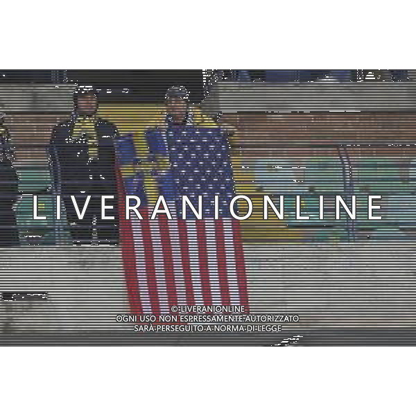 tifosi - Hellas Verona fans during Hellas Verona FC vs SS Lazio, 21° Serie A Enilive 2024-25 game at Marcantonio Bentegodi stadium in Verona (VR), Italy, on January 19, 2025. (Photo by Davide Casentini) - AGENZIA ALDO LIVERANI SAS