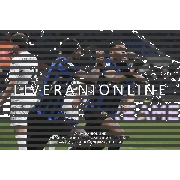 Inter vs Empoli nella foto Denzel Dumfries (Inter) DX e Marcus Thuram (Inter) SX esultanza dopo il gol dell\'1 a 0 Milano 19-01-2025 Stadio Giuseppe Meazza - San Siro Campionato Serie A Enilive - 21a giornata foto Roberto Garavaglia/Agenzia Aldo Liverani sas - AGENZIA ALDO LIVERANI SAS