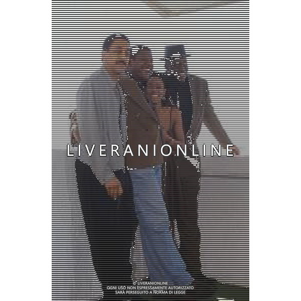 DIA-RETROSPETTIVA GREGORY HINES ATTORE E CANTANTE NELLA FOTO DIRK BOGARDE A CANNES NELL’ANNO 1991 CON ROBIN GIVENS, FOREST WHITAKER E BILL DUKE ©THEMA - AG ALDO LIVERANI SAS