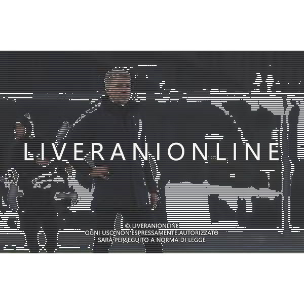 Marco Baroni Head Coach of SS Lazio looks during Hellas Verona FC vs SS Lazio, 21° Serie A Enilive 2024-25 game at Marcantonio Bentegodi stadium in Verona (VR), Italy, on January 19, 2025. (Photo by Davide Casentini)- AGENZIA ALDO LIVERANI SAS