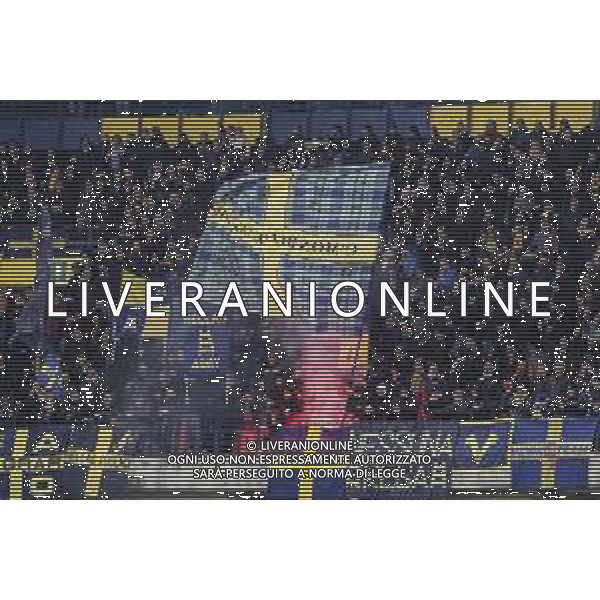 tifosi - Hellas Verona fans show their support during Hellas Verona FC vs SS Lazio, 21° Serie A Enilive 2024-25 game at Marcantonio Bentegodi stadium in Verona (VR), Italy, on January 19, 2025. (Photo by Davide Casentini)- AGENZIA ALDO LIVERANI SAS