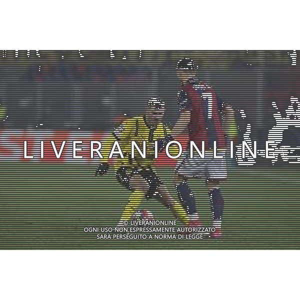 Riccardo Orsolini of Bologna FC. battle for the ball with Pascal Groß of Borussia Dortmundduring Bologna BFC vs Borussia Dortmund, 7° round of Champions League 2024-25, game at Renato Dall\'Ara stadiumo in Bologna (BG), Italy, on January 21, 2025. (Photo by Davide Casentini)- AGENZIA ALDO LIVERANI SAS