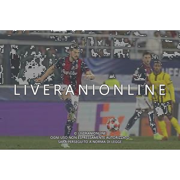 Remo Freuler of Bologna FC play the ball during Bologna BFC vs Borussia Dortmund, 7° round of Champions League 2024-25, game at Renato Dall\'Ara stadiumo in Bologna (BG), Italy, on January 21, 2025. (Photo by Davide Casentini)- AGENZIA ALDO LIVERANI SAS
