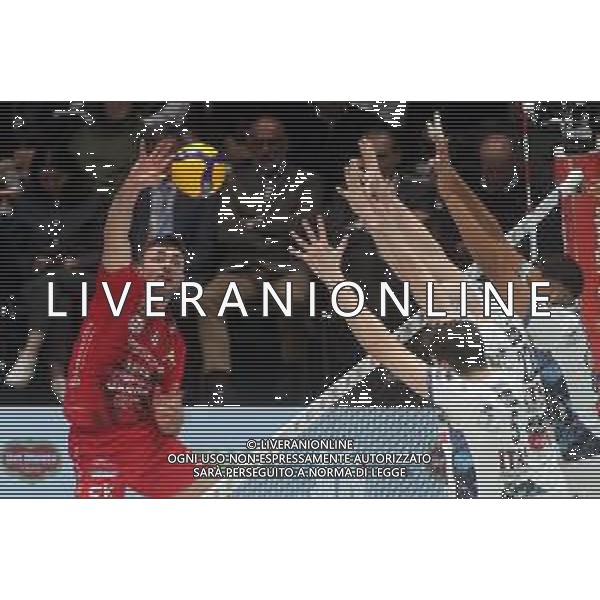 CASALECCHIO DI RENO(BOLOGNA) UNIPOL ARENA PALLAVOLO MASCHILE FINAL FOUR COPPA ITALIA SUPERLEGA SECONDA SEMIFINALE ITAS TRENTINO-CUCINE LUBE CIVITANOVA NELLA FOTO LOEPPKY ERIC CUCINE LUBE CIVITANOVA FOTO GIANNI SANNA-AG ALDO LIVERANI SAS