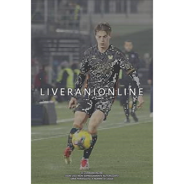 Alessio Zerbin of Venezia FC play the ball during Venezia FC vs Hellas Verona FC, 22° Serie A Enilive 2024-25 game at Pier Luigi Penzo stadium in Venezia (VE), Italy, on January 27, 2025. (Photo by Davide Casentini) AG ALDO LIVERANI SAS