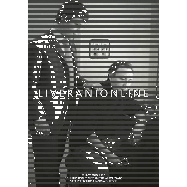 NEG-RETROSPETTIVA CLAUDIO VILLA CANTANTE NELLA FOTO CLAUDIO VILLA NELLA TRASMISSIONE PARTITISSIMA 1968 AG ALDO LIVERANI SAS