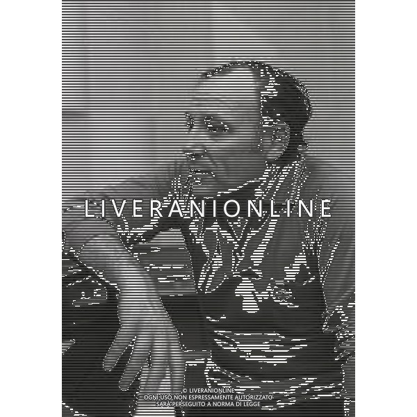 NEG-RETROSPETTIVA CLAUDIO VILLA CANTANTE NELLA FOTO CLAUDIO VILLA A MILANO NELL\'ANNO 1972 AG ALDO LIVERANI SAS