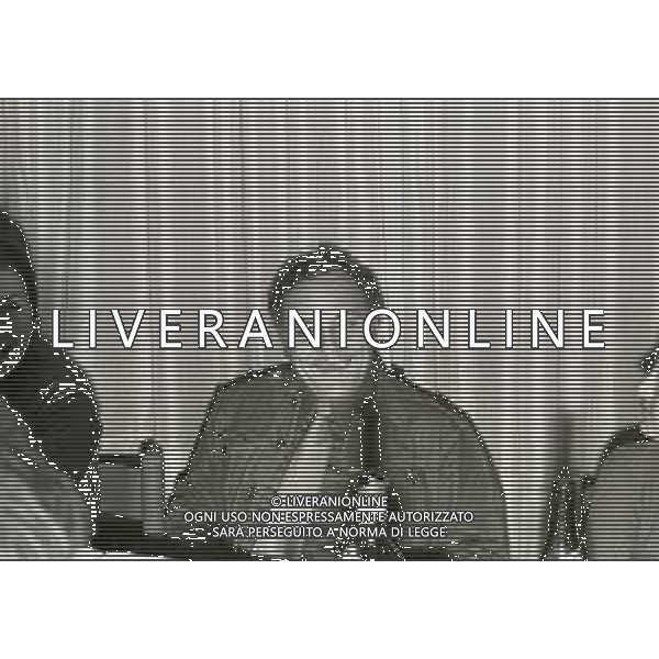NEG-RETROSPETTIVA CLAUDIO VILLA CANTANTE NELLA FOTO CLAUDIO VILLA A MILANO NELL\'ANNO 1972 AG ALDO LIVERANI SAS