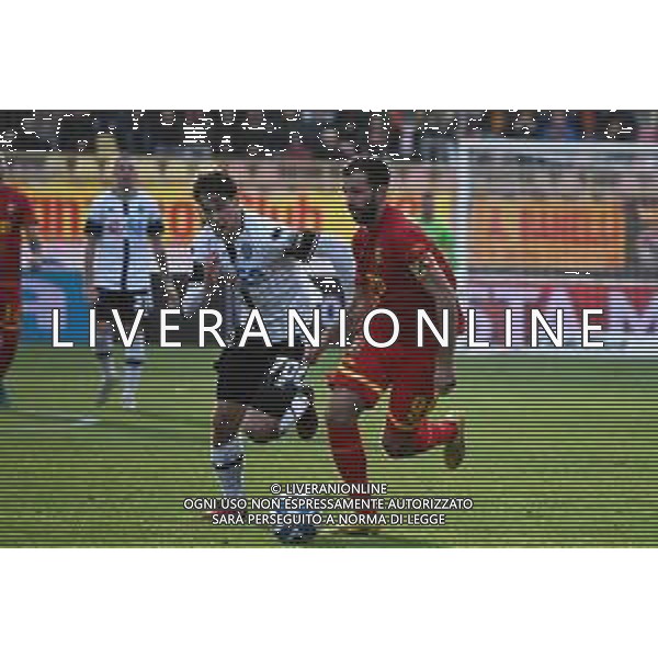 Catanzaro vs Cesena Campionato Serie BKT 2024-2025 Catanzaro 1 Febbraio 2025 Nella foto: Pietro Iemmello e Matteo Francesconi ©ANDREA ROSITO -AGENZIA ALDO LIVERANI SAS- AGENZIA ALDO LIVERANI SAS