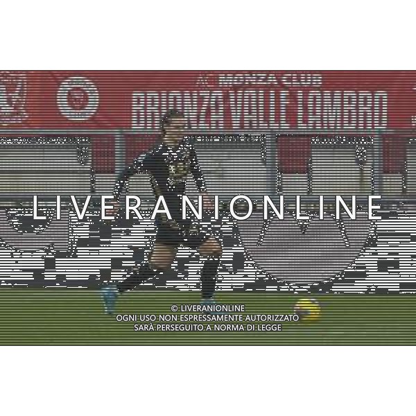 Daniele Ghilardi of Hellas Verona FC play the ball during AC Monza vs Hellas Verona FC, 23° Serie A Enilive 2024-25 game at U-Power stadium in Monza (MB), Italy, on February 01, 2025. (Photo by Davide Casentini)- AGENZIA ALDO LIVERANI SAS