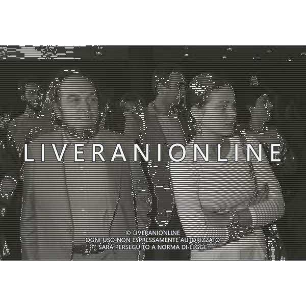 NEG-RETROSPETTIVA ORNELLA MUTI ATTRICE NELLA FOTO ORNELLA MUTI CON BEN GAZZARA NELL\'ANNO 1981 A VENEZIA AG ALDO LIVERANI SAS