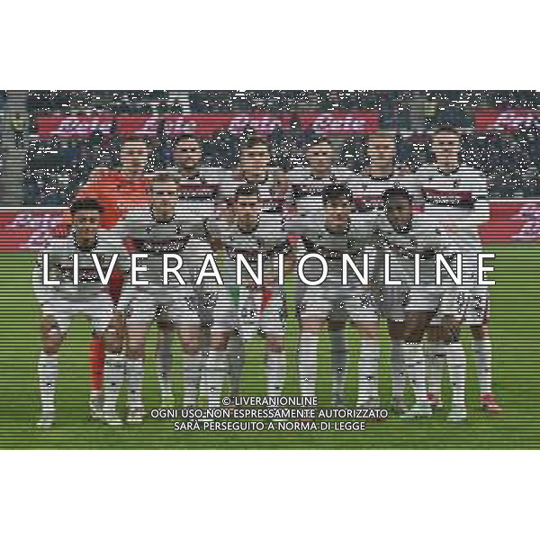 TVRG Atalanta vs Bologna nella foto formazione Bologna, in piedi da SX Lukasz Skorupski, Charalampos Lykogiannis, Thijs Dallinga, Sam Beukema, Jens Odgaard e Emil Holm; in basso da SX Dan Ndoye, Tommaso Pobega, Remo Freuler, Giovanni Fabbian e Jhon Lucumi Bonilla Bergamo 04-02-2025 Gewiss Stadium Coppa Italia Frecciarossa - quarti di finale foto Roberto Garavaglia/Agenzia Aldo Liverani sas
