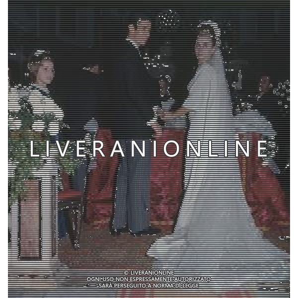 COL-RETROSPETTIVA FELICE GIMONDI CICLISTA NELLA FOTO FELICE GIMONDI IL GIORNO DELLE NOZZE CON LA MOGLIE TIZIANA BERSANO AG ALDO LIVERANI SAS