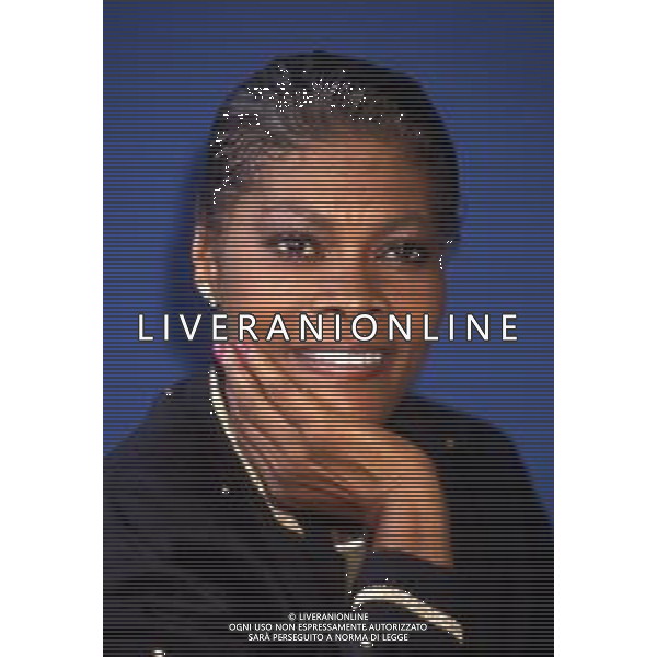 RETROSPETTIVA DIONNE WARWICK CANTANTE NELLA FOTO DIONNE WARWICK A MILANO TERRAZZA MARTINI NELL’ANNO 1990 AG ALDO LIVERANI SAS