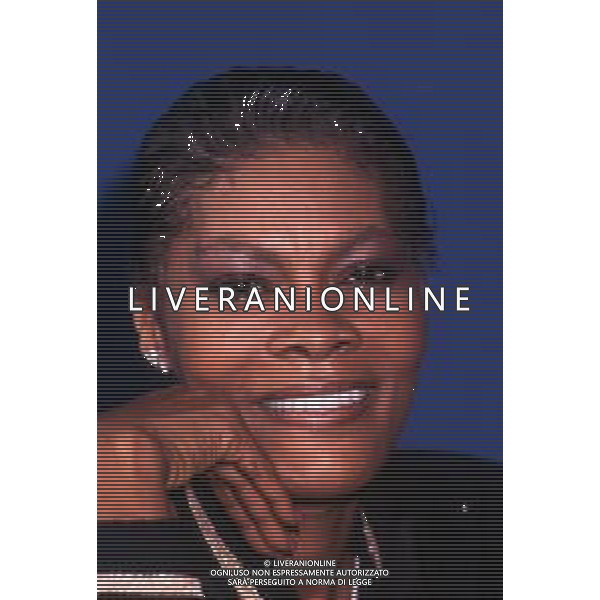 DIA-RETROSPETTIVA DIONNE WARWICK CANTANTE NELLA FOTO DIONNE WARWICK A MILANO TERRAZZA MARTINI NELL’ANNO 1990 ©DIM STUDIO - AGENZIA ALDO LIVERANI SAS