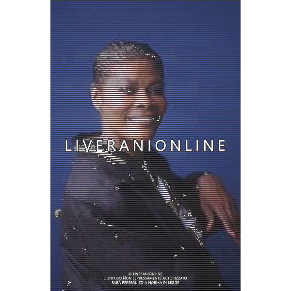 DIA-RETROSPETTIVA DIONNE WARWICK CANTANTE NELLA FOTO DIONNE WARWICK A MILANO TERRAZZA MARTINI NELL’ANNO 1990 ©DIM STUDIO - AGENZIA ALDO LIVERANI SAS
