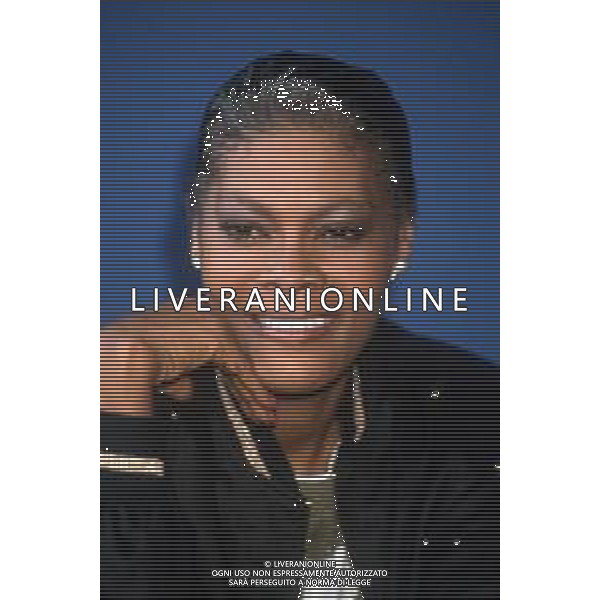 DIA-RETROSPETTIVA DIONNE WARWICK CANTANTE NELLA FOTO DIONNE WARWICK A MILANO TERRAZZA MARTINI NELL’ANNO 1990 ©CONTROLUCE - AGENZIA ALDO LIVERANI SAS