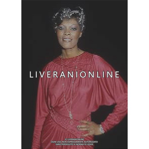 ARCHIVIO GIOVANNI LIVERANI NELLA FOTO Marie Dionne Warrick, nota come Dionne Warwick (East Orange, 12 dicembre 1940), è una cantante statunitense AG ALDO LIVERANI SASRETROSPETTIVA DIONNE WARWICK CANTANTE NELLA FOTO DIONNE WARWICK A ROMA NEGLI ANNI ’80 AG ALDO LIVERANI SAS