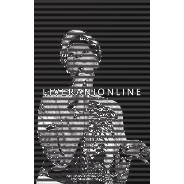 NEG-RETROSPETTIVA DIONNE WARWICK CANTANTE NELLA FOTO DIONNE WARWICK AG ALDO LIVERANI SAS