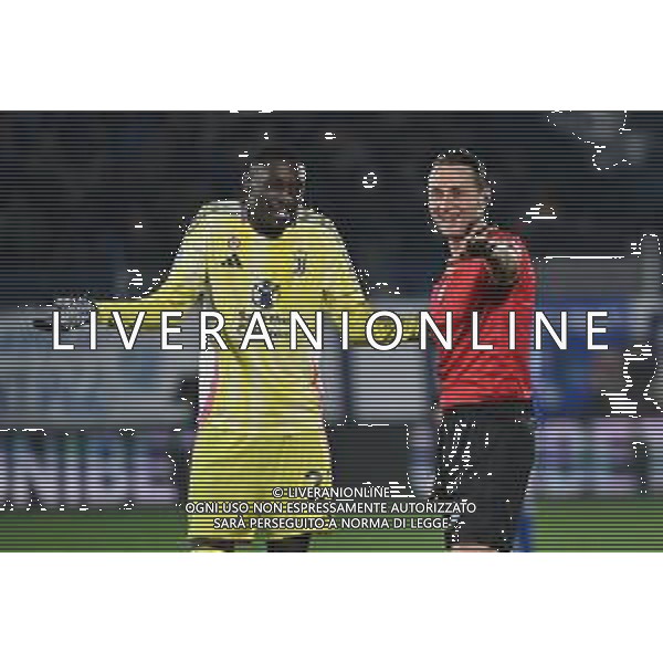 Como vs Juventus nella foto Randal Kolo Muani (Juventus) e l\'arbitro Rosario Abisso di Palermo Como 07-02-2025 Stadio Giuseppe Sinigaglia Campionato Serie A Enilive - 24a giornata foto Roberto Garavaglia/Agenzia Aldo Liverani sas