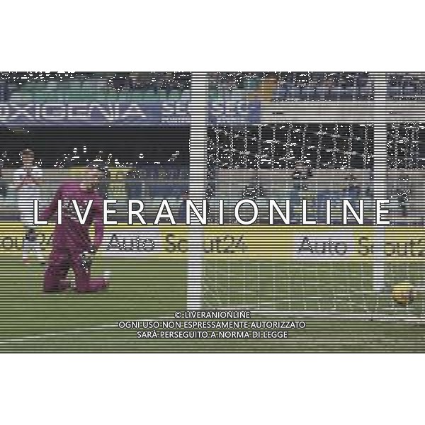 Lorenzo Montipò of Hellas Verona FC expresses disappointment after Josè Dos Santos Ederson of Atalanta BC goal during Hellas Verona FC vs Atalanta BC, 24° Serie A Enilive 2024-25 game at Marcantonio Bentegodi stadium in Verona (VR), Italy, on February 08, 2025. (Photo by Davide Casentini) AG ALDO LIVERANI SAS